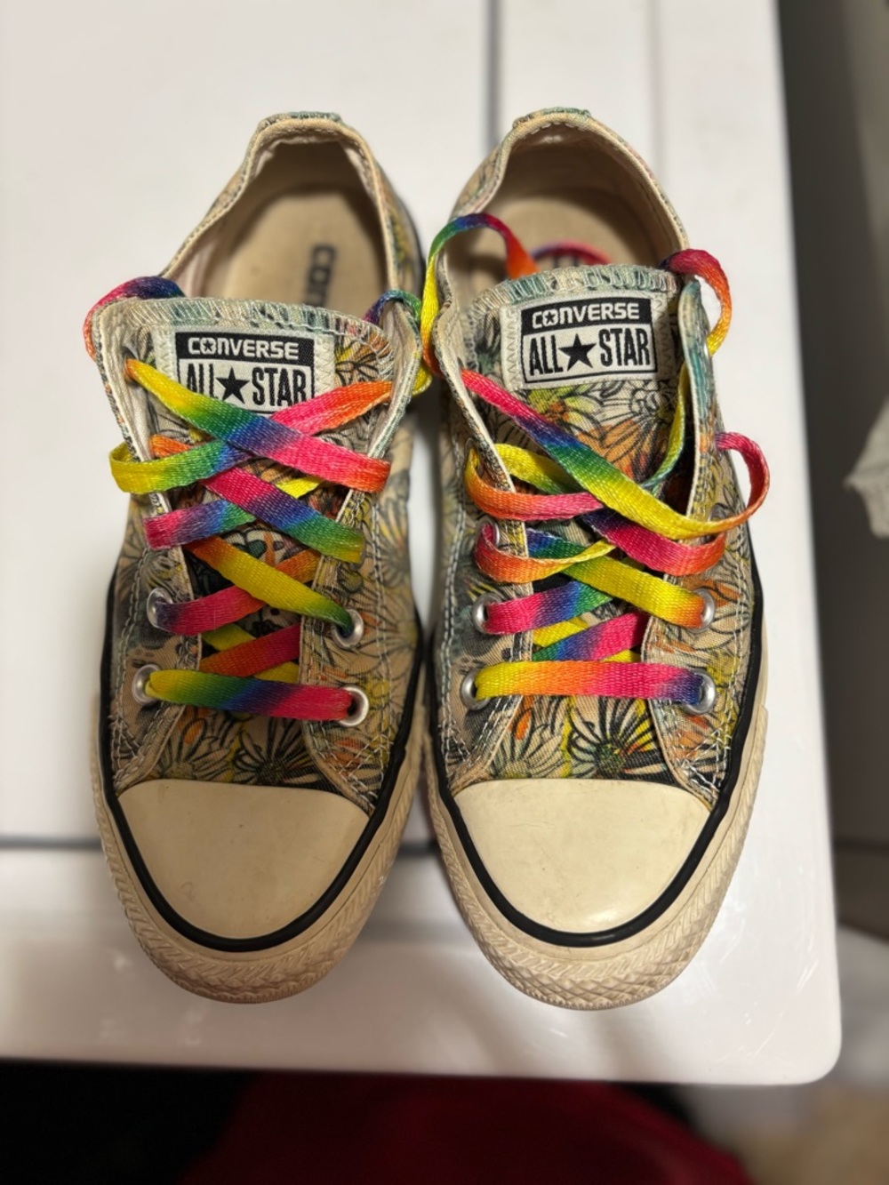 Converse Low Top Sneakers - Multicolor Rainbow Laces